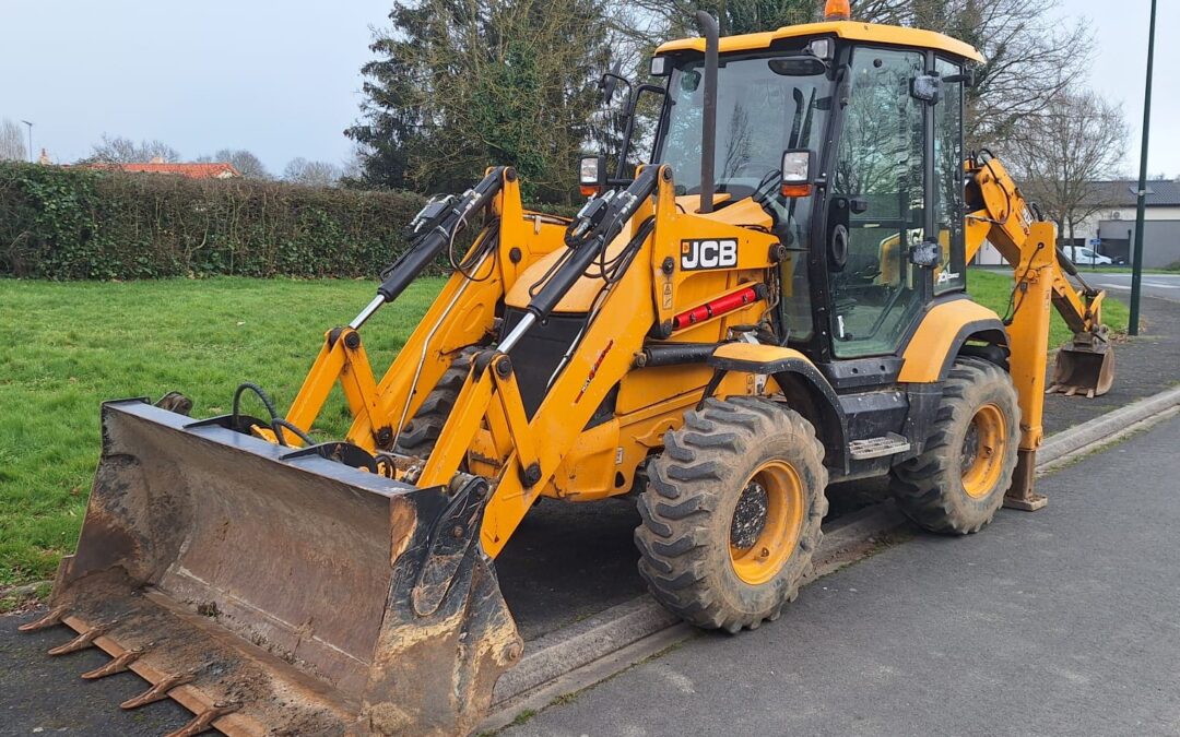 TRACTOPELLE JCB 3CX COMPACT