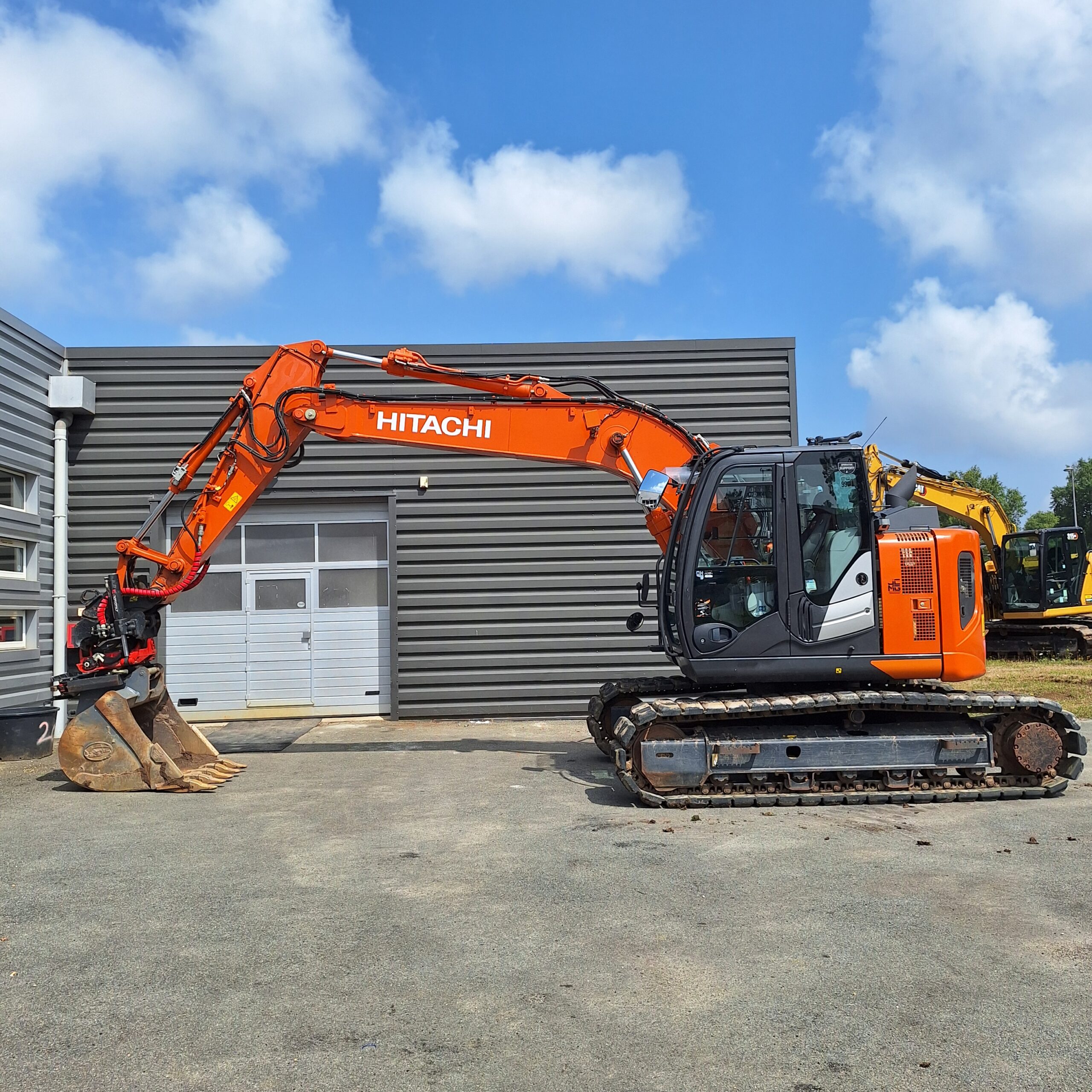 PELLETEUSE HITACHI ZX 135 US-6