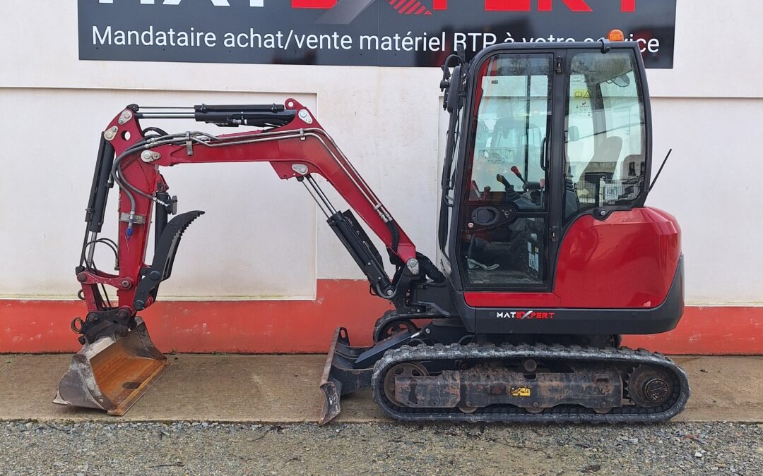 MINI PELLE YANMAR SV26