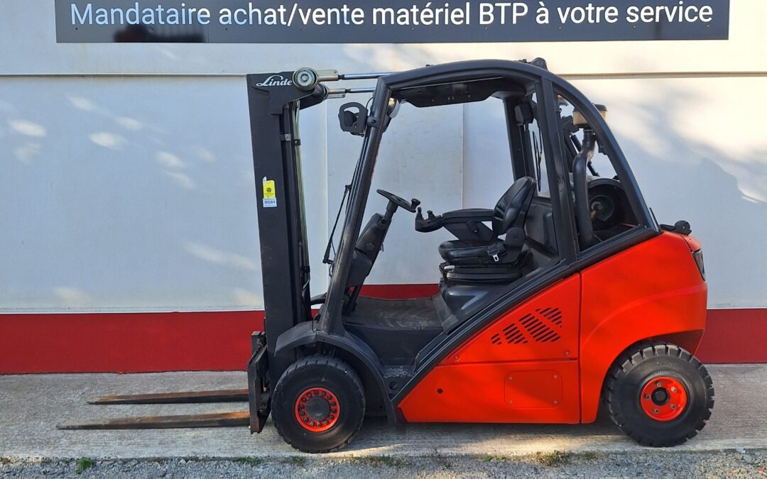 CHARIOT A GAZ FENWICK H25T